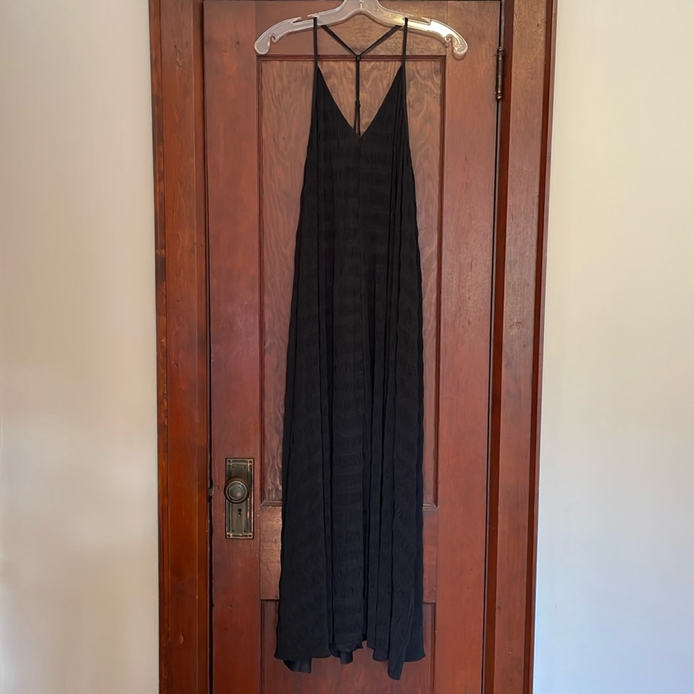 Never worn gorgeous black maxi dress - H&M